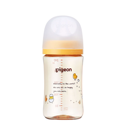 PIGEON Baby Feeding Bottle (Plastic, 240ml / 3 months+)