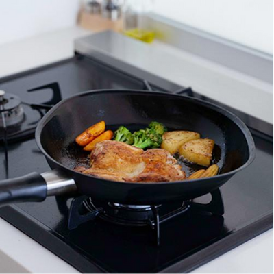 Sori Yanagi Magma Plate Iron Frying Pan with Lid