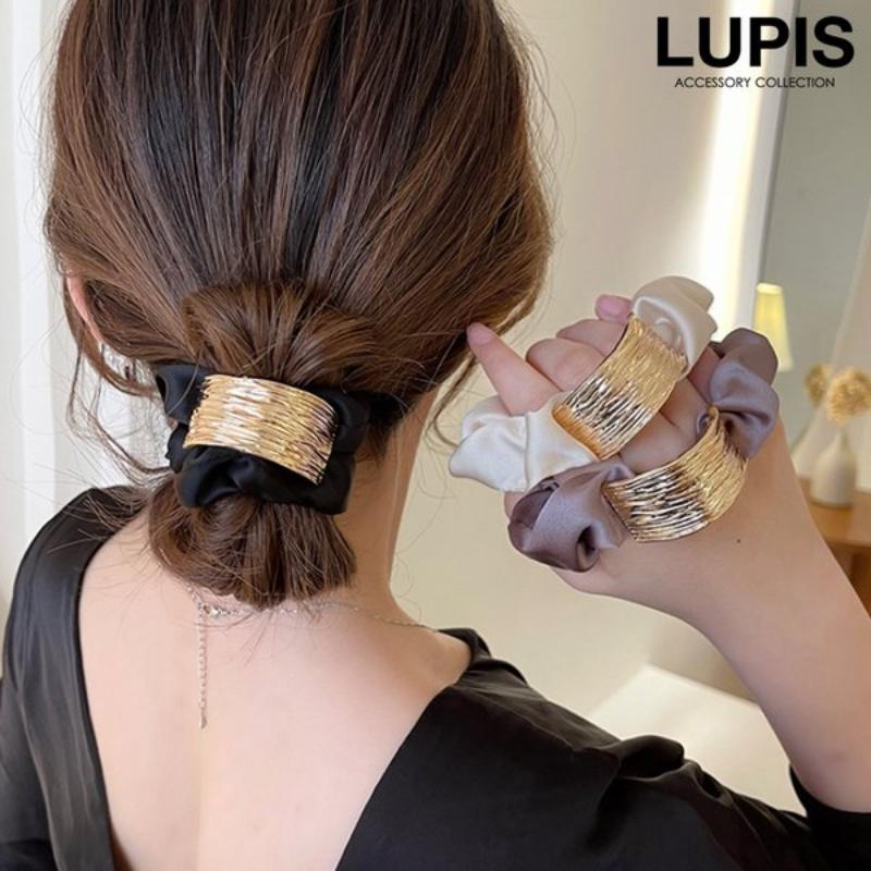 LUPIS Metal Plate Scrunchie – Black