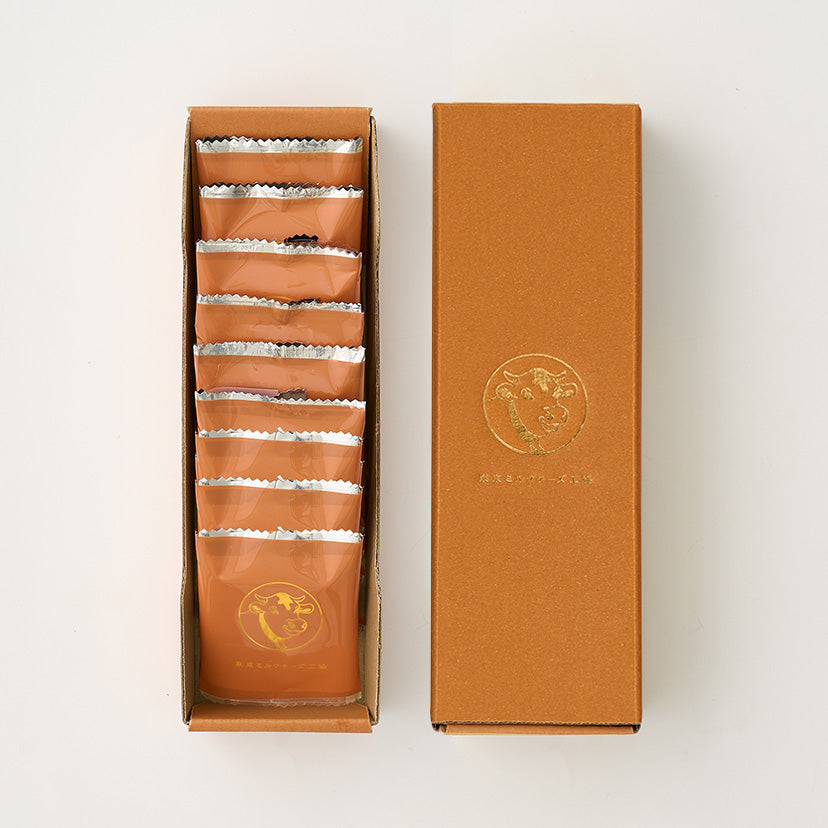 Tokyo Milk Cheese Factory: Quattro Formaggi Sandwich Cookies