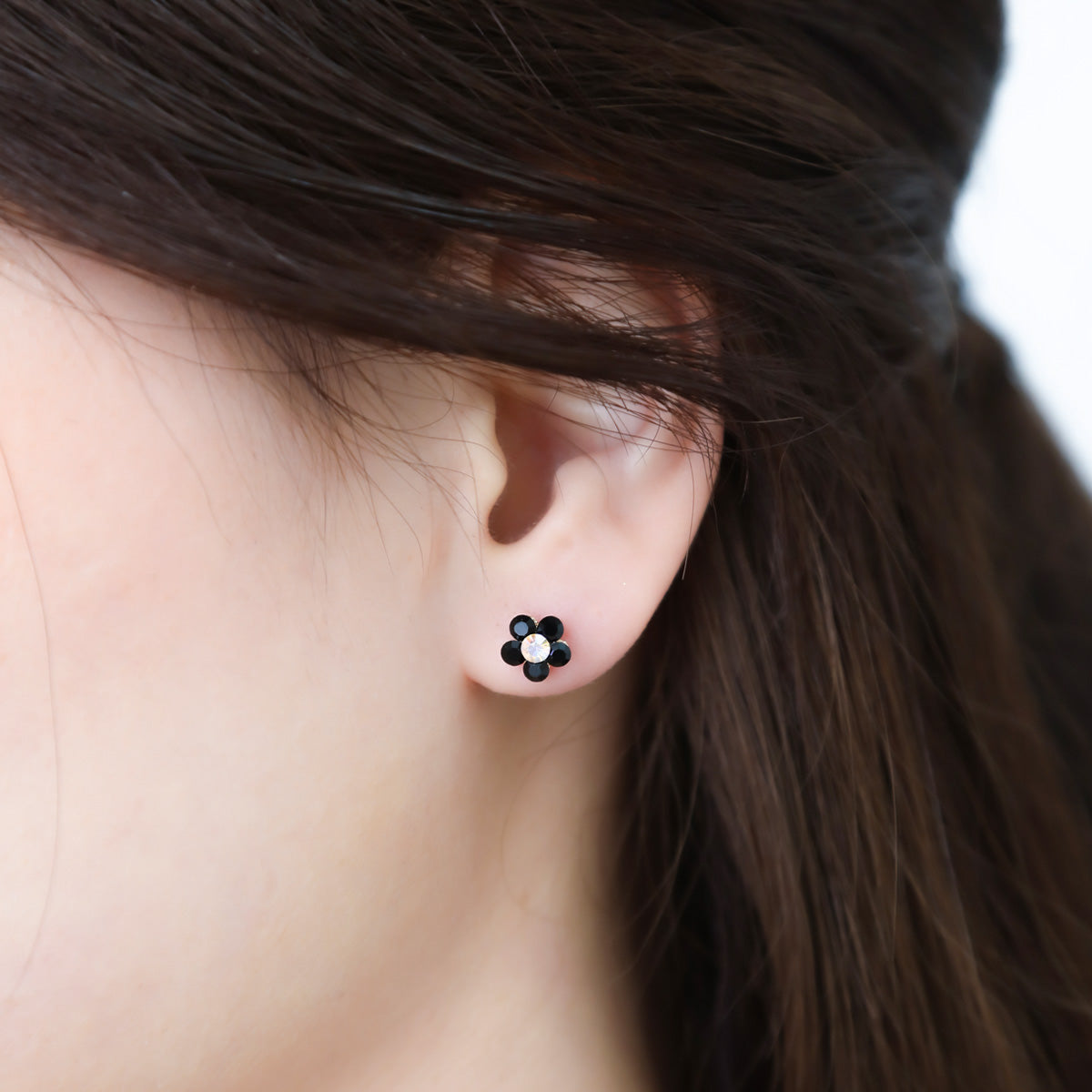 LUPIS Petite Flower Stone Earrings